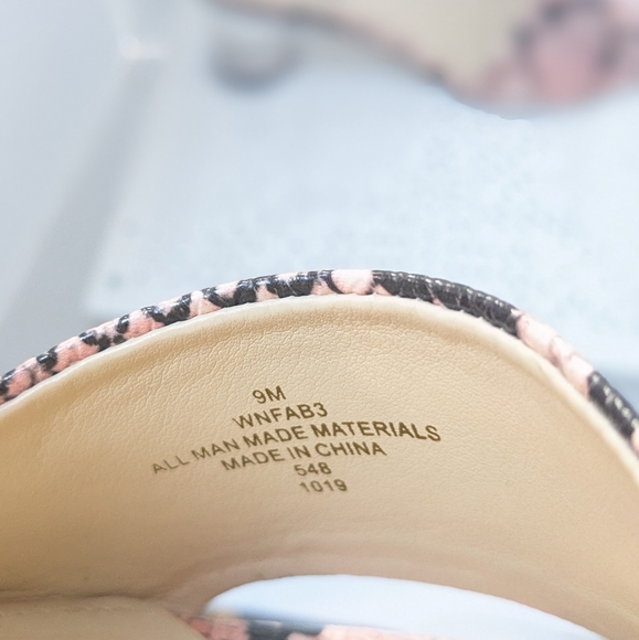 Nine west pink snakeskin sandals - Picture 8 of 16